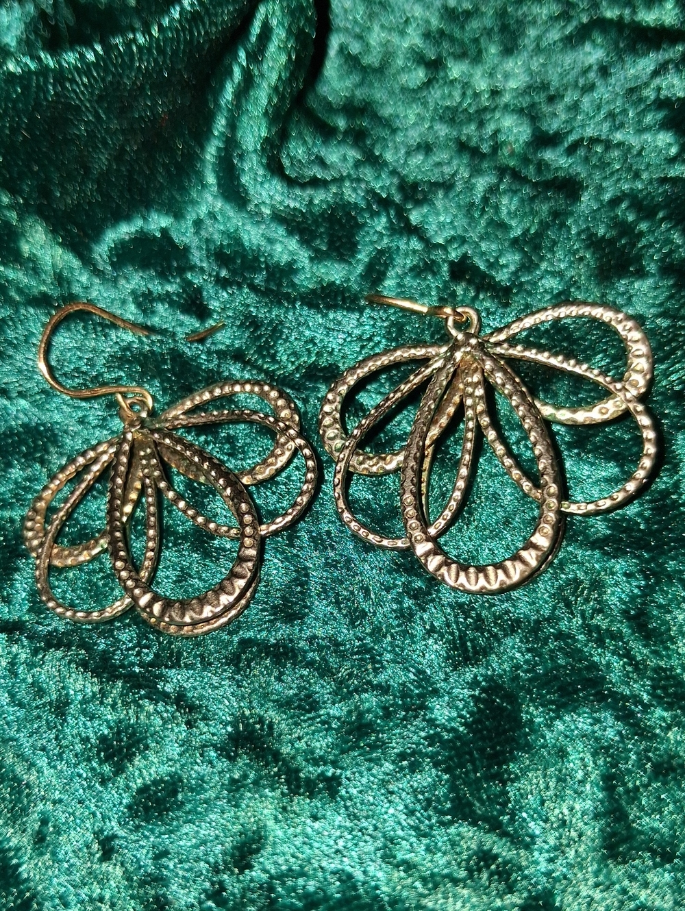 Loop-d-loop earrings